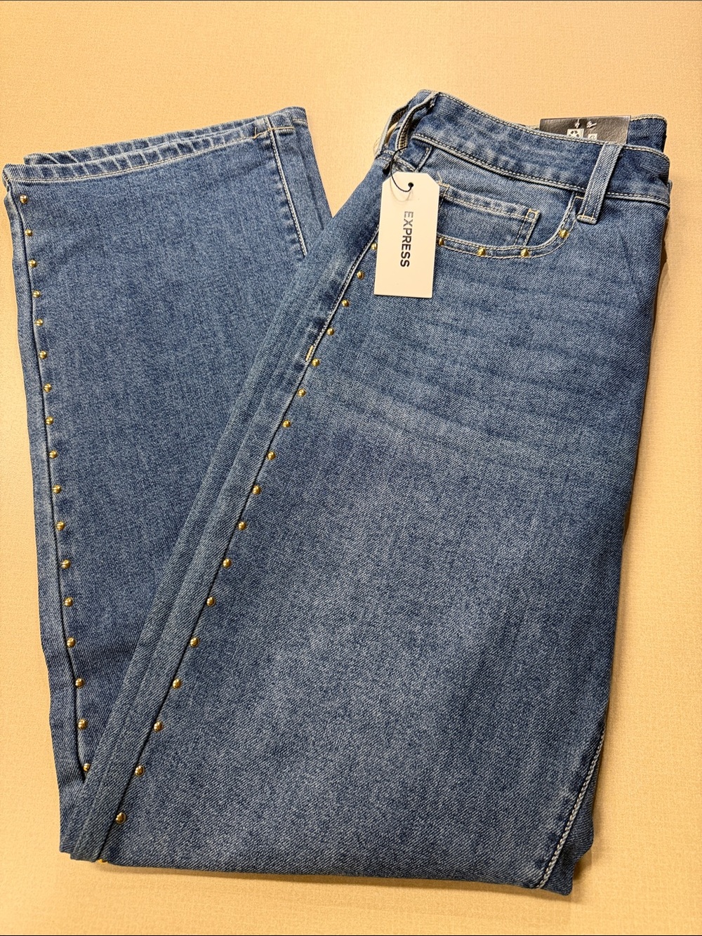 NWT Express Straight-Leg Jeans with Side Studs — Medium Blue Size 6
